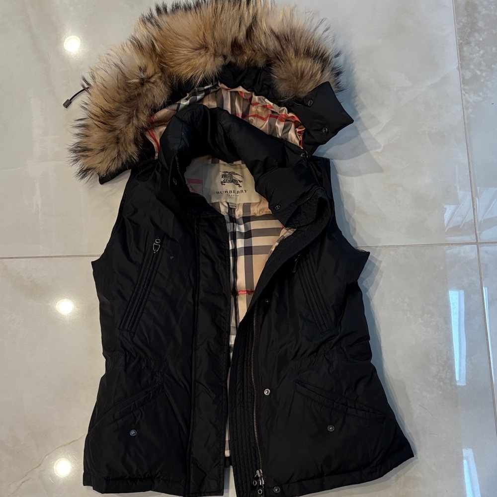 Burberry Black Vest with Fur Trim